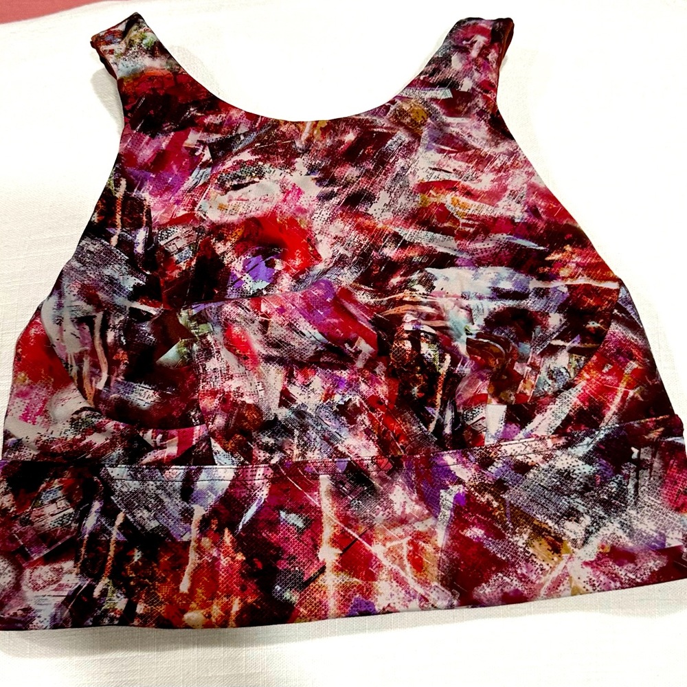 Lululemon sports bra